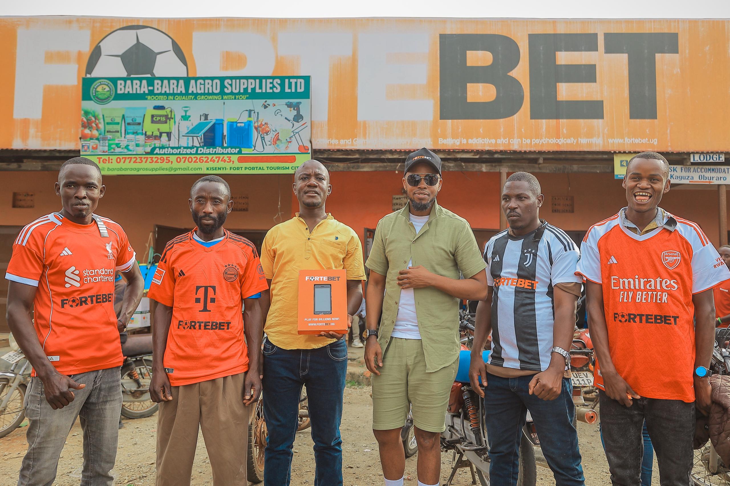 OVER 1,000 CLIENTS ‘TAKE HOME’ FORTEBET GIFTS IN FORTPORTAL, BUNDIBUGYO